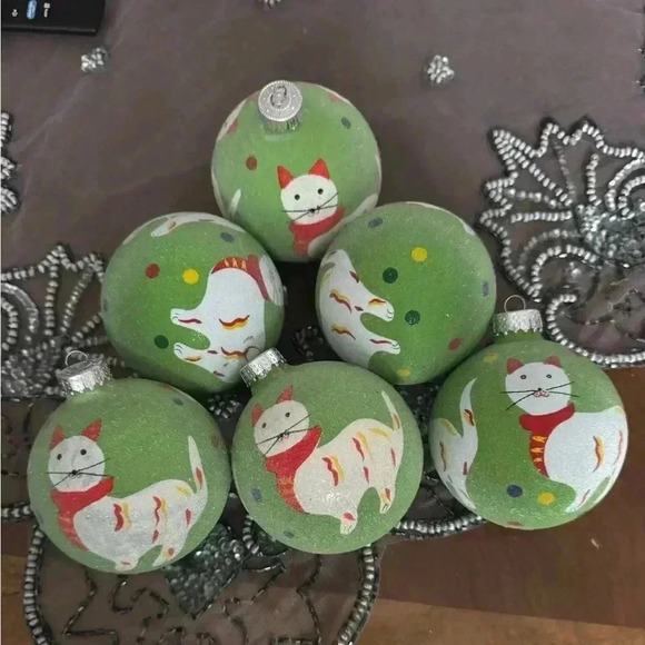 6  beautiful vintage rare Christmas cat ornaments - Picture 1 of 5